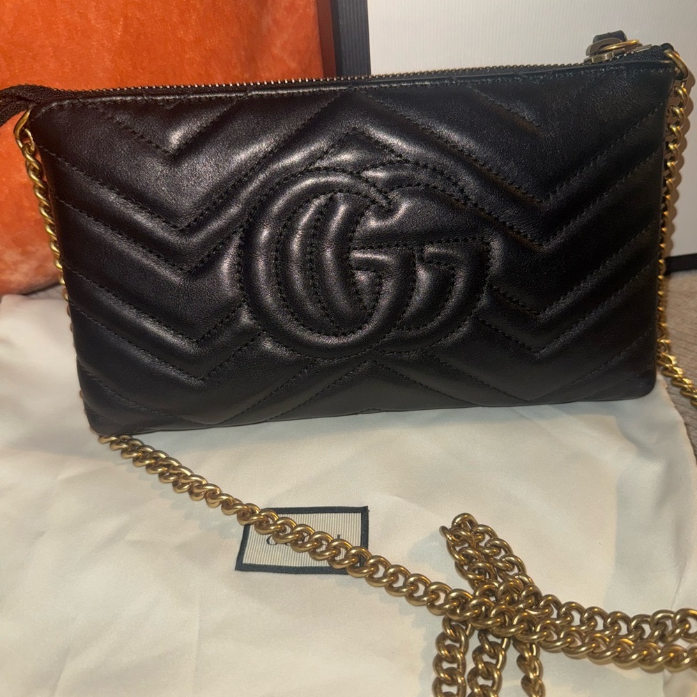 /traded/💯 Gucci Marmont Pochette Bag - Picture 9 of 14